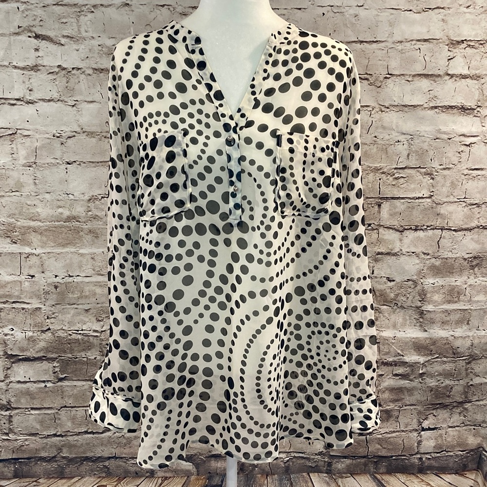 New Directions Black and White Polka Dot Blouse
